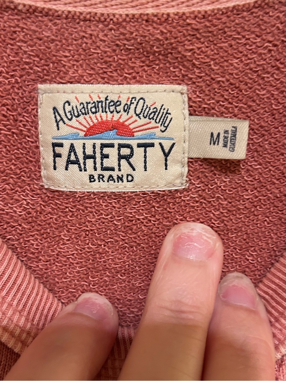 Faherty Men’s Sunwashed Organic Cotton Crewneck Sweatshirt Pink Rose M Like New - Picture 3 of 6
